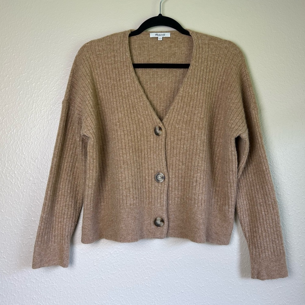 Madewell Camel Ribbed V‑Neck Button Cardigan